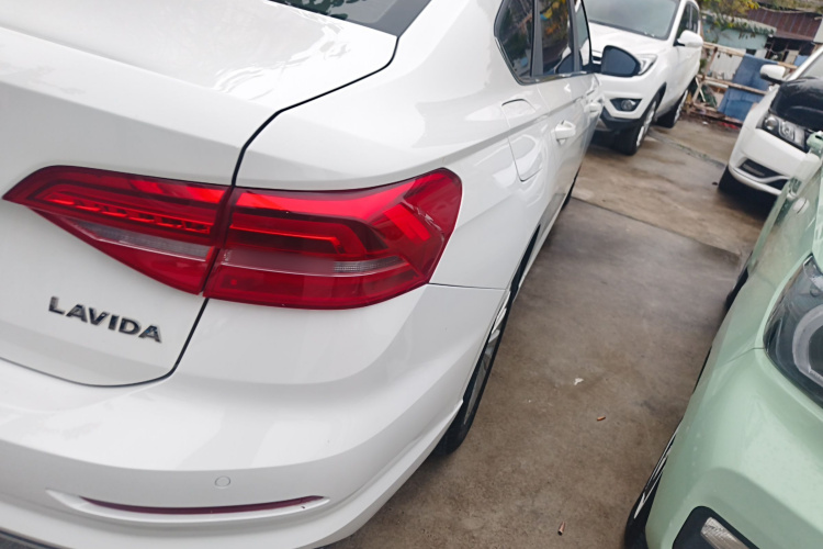 大众 朗逸 2019款 1.5L 自动视野版 国VI车身外观9