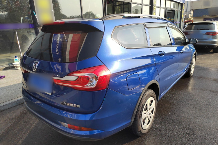 宝骏310W 2017款 1.5L 手动舒适型 国V车身外观7