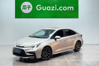 丰田 雷凌 2023款 智能电混双擎 1.8L 运动版