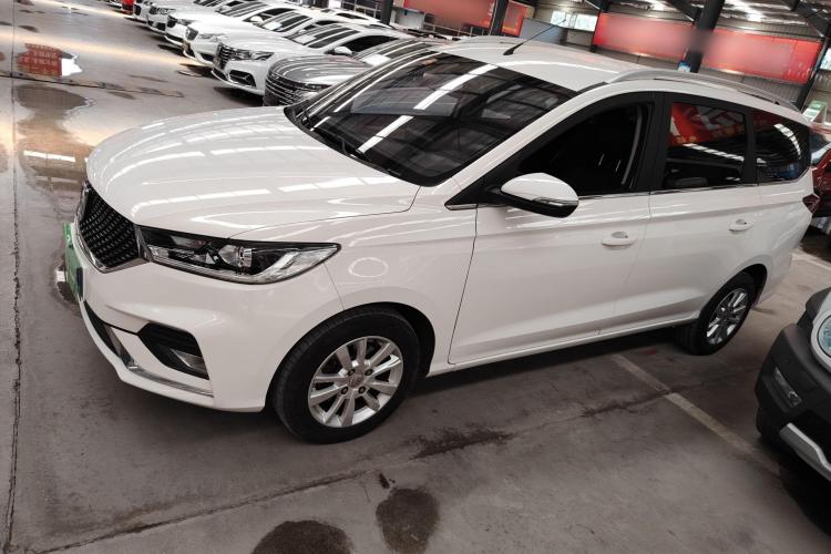 宝骏360 2019款 1.5L CVT精英型 国VI车身外观6003