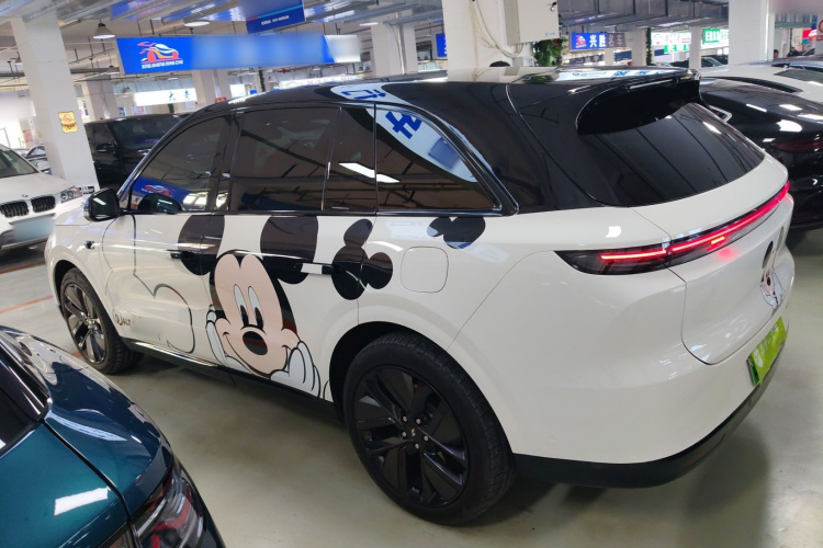 理想汽车 理想L6 2024款 Pro车身外观4