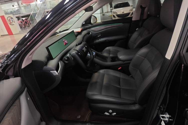 智己汽车 智己LS6 2025款 灵蜥智驾版中控内饰19