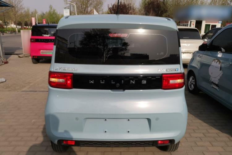 五菱汽车 宏光MINIEV 2022款 自在款 磷酸铁锂车身外观6004