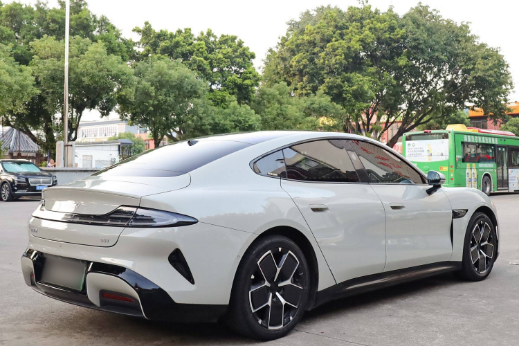 小米汽车 小米SU7 2024款 后驱长续航智驾版车身外观6006