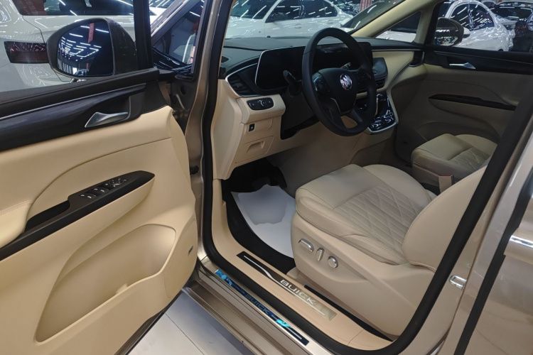 别克GL8 2023款 ES陆尊 旗舰型中控内饰7003