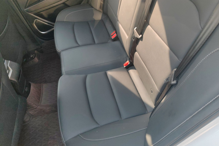 吉利汽车 帝豪 2020款 1.5L 手动豪华型中控内饰21