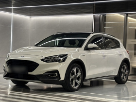 福特 福克斯Active 2021款 EcoBoost 180 自动劲潮型