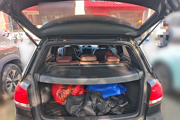 大众 高尔夫 2012款 1.6 自动时尚型局部细节23