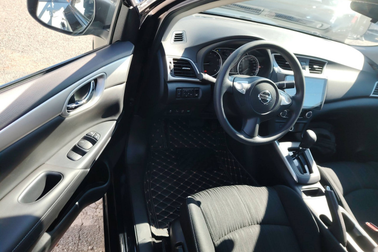 日产 轩逸 2022款 经典 1.6XE CVT舒适版中控内饰7003