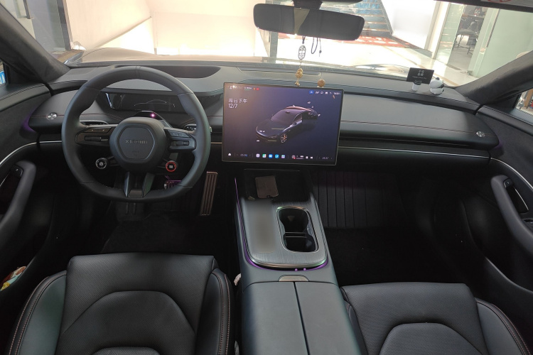 小米汽车 小米SU7 2024款 四驱超长续航高阶智驾Max版中控内饰7002