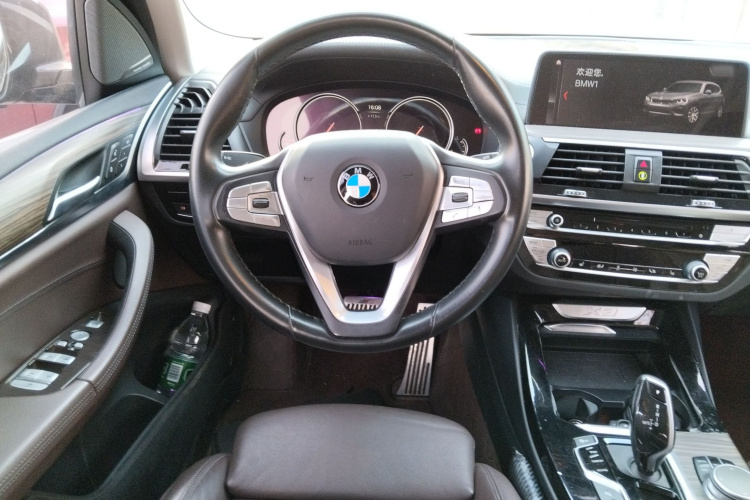 宝马X3 2019款 xDrive28i 豪华套装中控内饰13