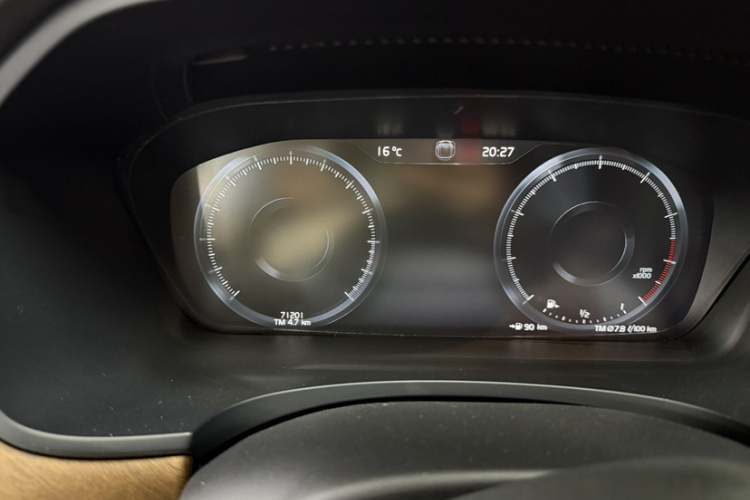 沃尔沃S90 2021款 B5 智逸豪华版局部细节9005