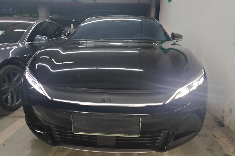 比亚迪 汉 2024款 EV 荣耀版 605KM前驱尊贵型车身外观2