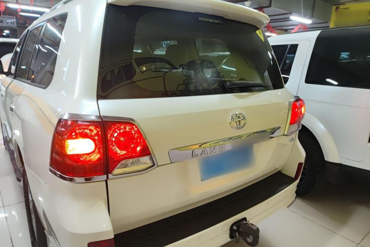 丰田 兰德酷路泽（平行进口） 兰德酷路泽4.0 车身外观6