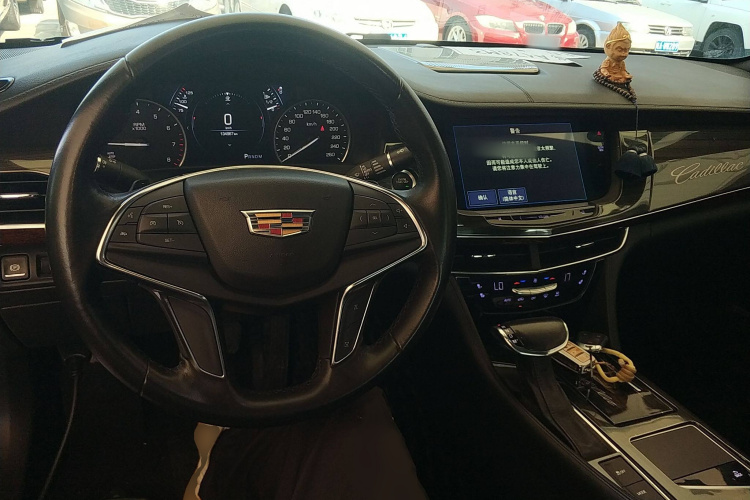 凯迪拉克CT6 2017款 28T 精英型中控内饰7002
