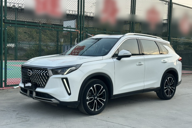 广汽传祺 传祺GS4 PLUS 2021款 390T 自动星云版车身外观1