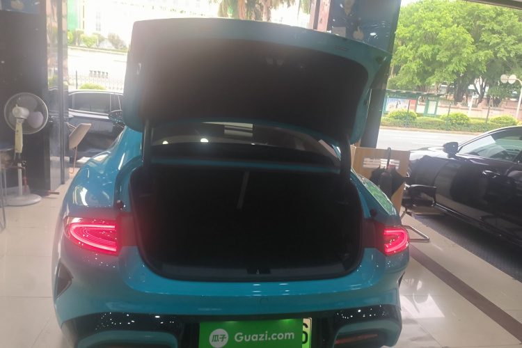 小米汽车 小米SU7 2024款 四驱Max创始版机舱底盘23