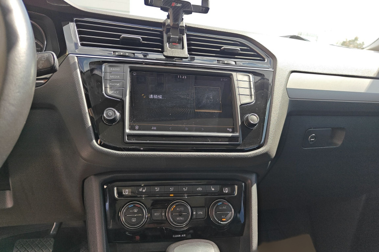 大众 途观L 2018款 330TSI 自动两驱豪华版局部细节16