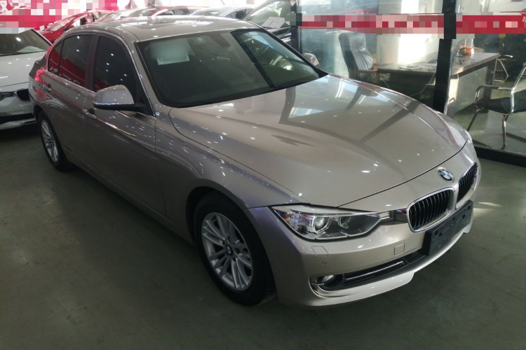 宝马3系 2015款 320Li 超悦版时尚型车身外观3