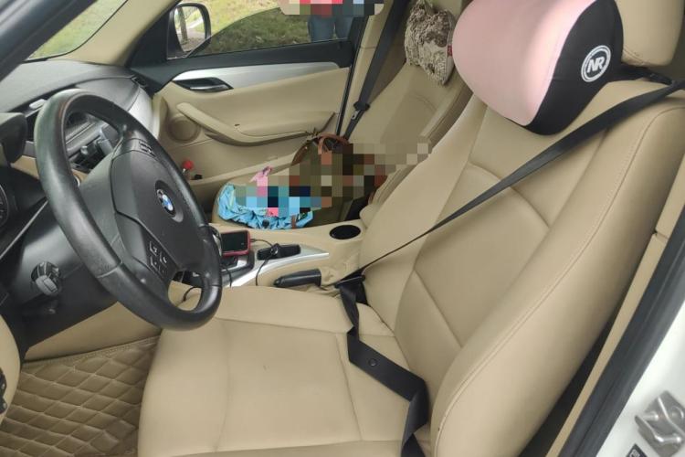 宝马X1 2012款 sDrive20i 领先型局部细节19