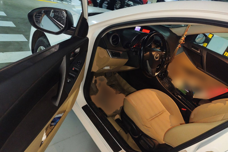 马自达3星骋 2011款 三厢 1.6L 自动精英型中控内饰7003