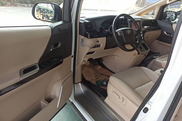 丰田 埃尔法 2012款 3.5L 豪华版中控内饰20