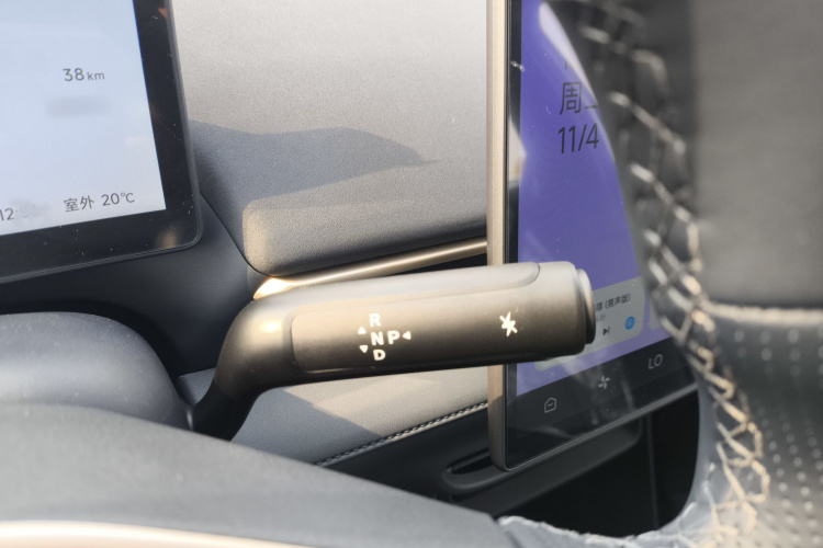 ARCFOX极狐 极狐T1 2025款 425 PRO局部细节18