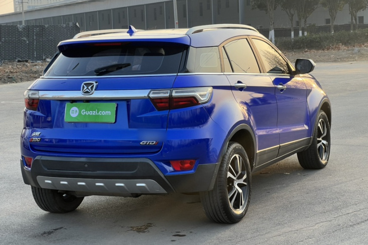 江铃 驭胜S330 2016款 1.5L GTDi 自动两驱尊贵版车身外观6006