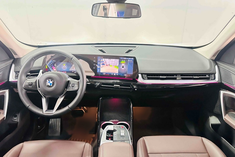 宝马X1 2023款 sDrive20Li X设计套装中控内饰7002