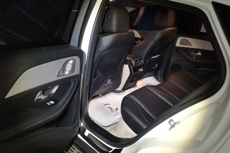 奔驰GLE轿跑 2020款 GLE 350 4MATIC 轿跑SUV 豪华型中控内饰21