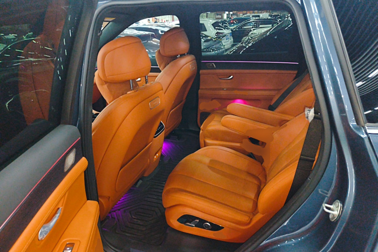 鸿蒙智行 问界M7 2024款 1.5T 智驾四驱Ultra版 6座中控内饰21