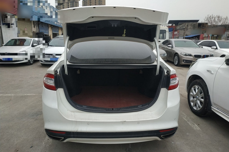 福特 蒙迪欧 2013款 1.5L GTDi180时尚型机舱底盘23