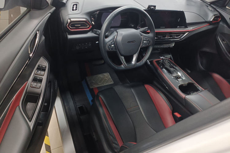 长安欧尚X5 2021款 1.5T DCT旗舰型中控内饰20