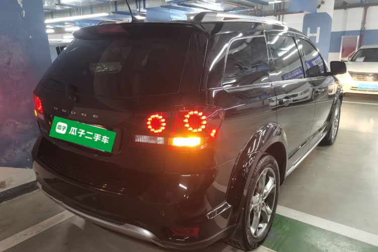 道奇 酷威 2014款 2.4L 两驱旅行版车身外观7