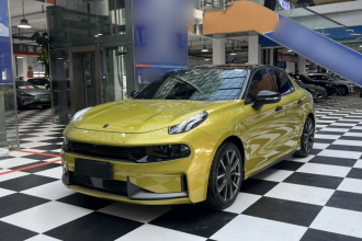 领克03 2022款 03+ 2.0TD 自动驭风版