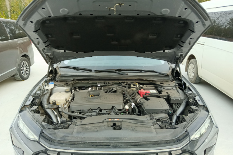福特 蒙迪欧 2022款 EcoBoost 245 豪华型机舱底盘24
