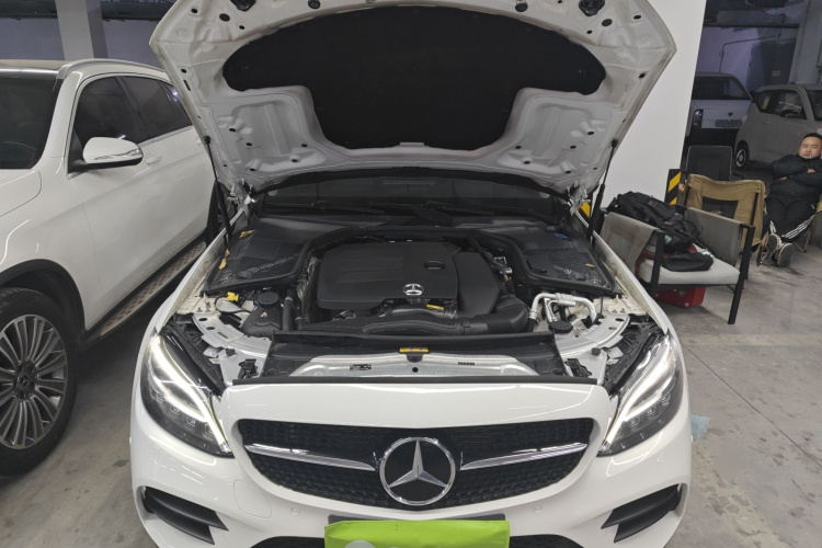 奔驰C级 2021款 C 260 L 运动星耀臻藏版机舱底盘24