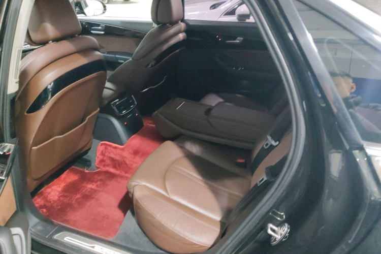 奥迪A8 2016款 A8L 45 TFSI quattro时尚型中控内饰7004