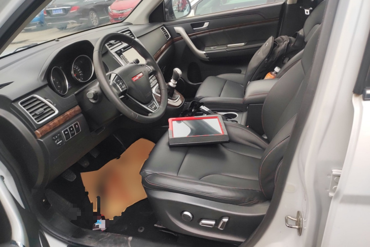哈弗H6 2015款 改款 运动版 1.5T 手动两驱精英型中控内饰19