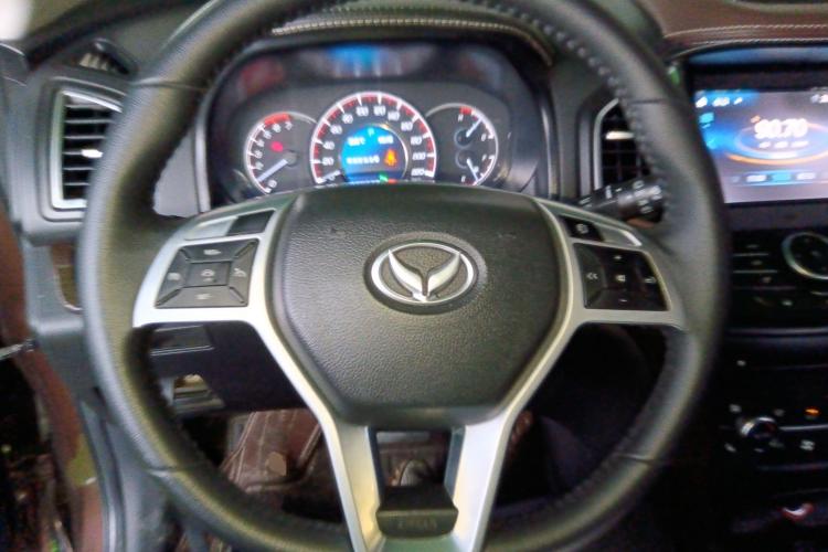 北汽幻速S6 2017款 1.5T CVT尊享型局部细节13