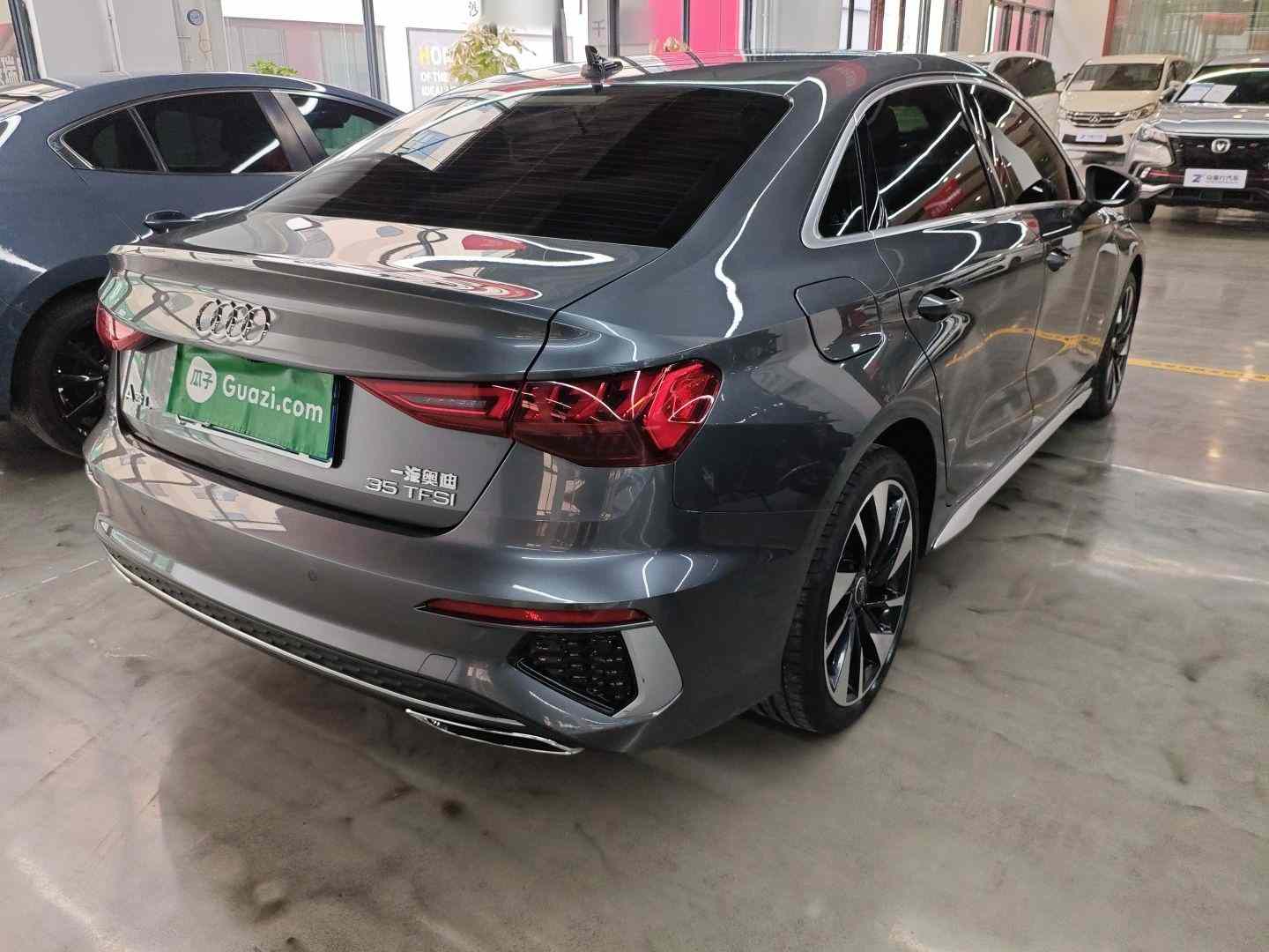 奥迪A3 2024款 A3L Limousine 35 TFSI 时尚运动型(4)