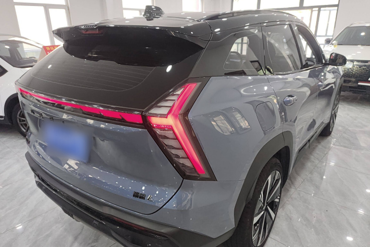 吉利汽车 博越L 2023款 1.5TD DCT尊贵型车身外观7