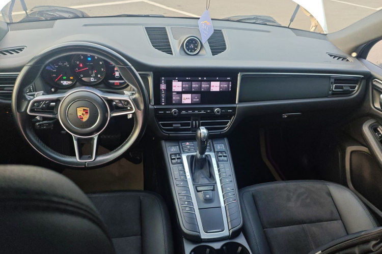 保时捷 2021款 Macan 2.0T中控内饰7002