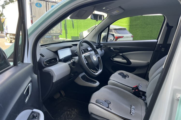 零跑汽车 零跑T03 2023款 310轻享版中控内饰7003