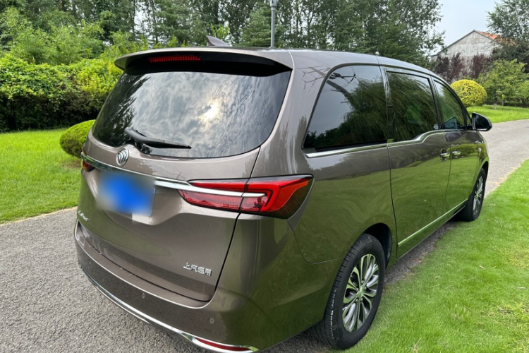 别克GL8 2020款 陆上公务舱 652T 豪华型车身外观6009