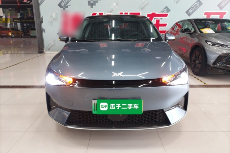 小鹏P5 2022款 460E+车身外观2