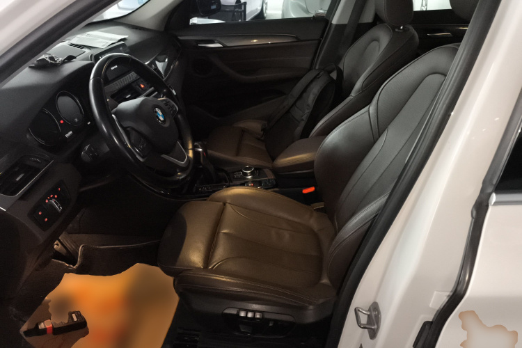 宝马X1 2018款 xDrive20Li 尊享型局部细节19