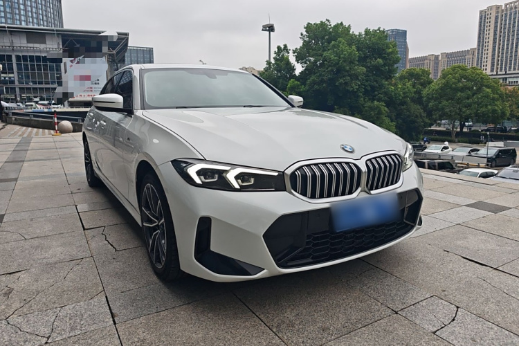宝马3系 2024款 320Li M运动套装车身外观6002