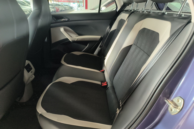 大众 途铠 2019款 1.5L 自动舒适版中控内饰21