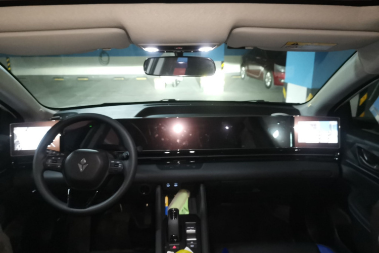 灵悉L 2024款 头号玩家版中控内饰12